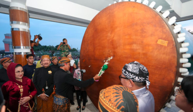 Tradisi Dugderan dengan Tabuhan Bedug Ijo Mangunsari Tandai Awal Ramadan